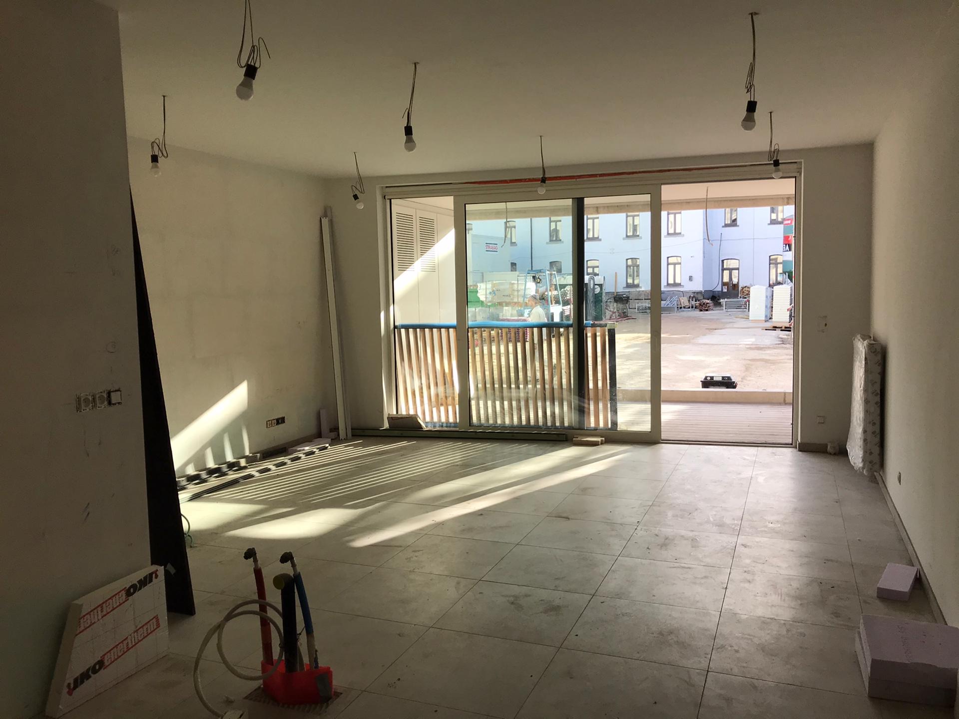 De eerste werfbezoeken in Blok A van Refuga